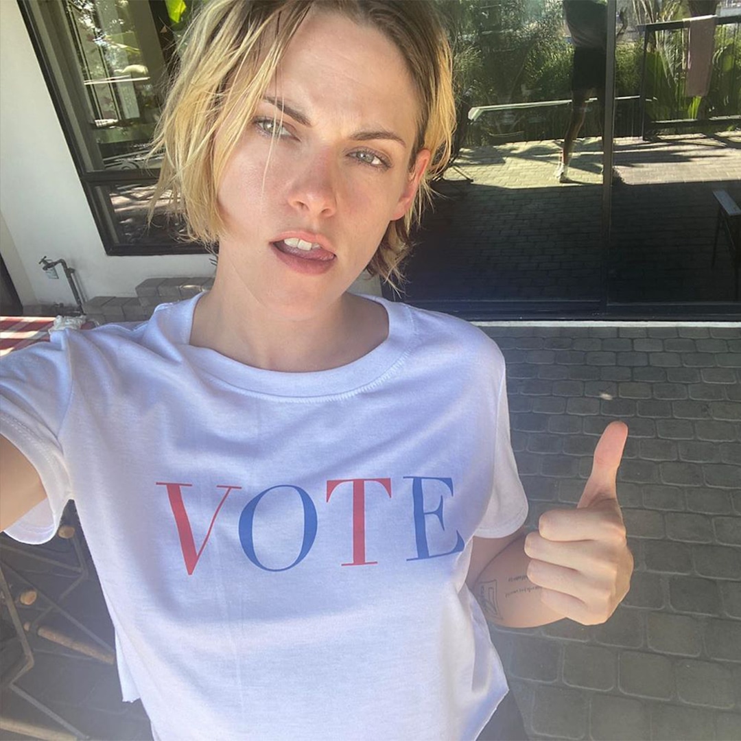 Kristen Stewart Tells Fans to Vote on Girlfriend's Instagram - E! Online
